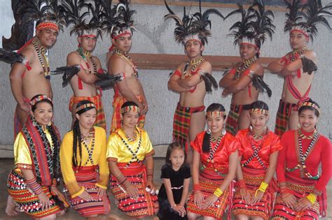 caraga traditional costume|A Guide to the Philippines’ National Costume .